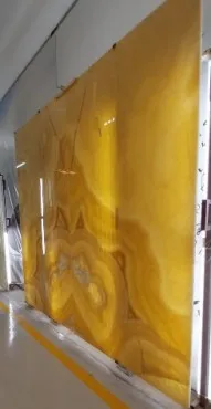 Tranh Đá Đối Xứng Onyx Xuyên Sáng Ốp Tường Màu Vàng 002