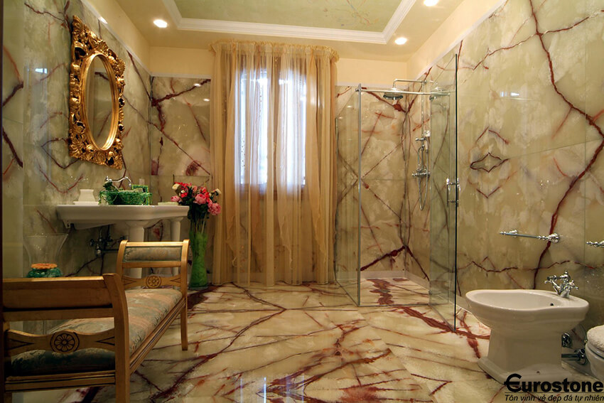 Tranh đá ngọc ứng dụng trong không gian nhà tắm
