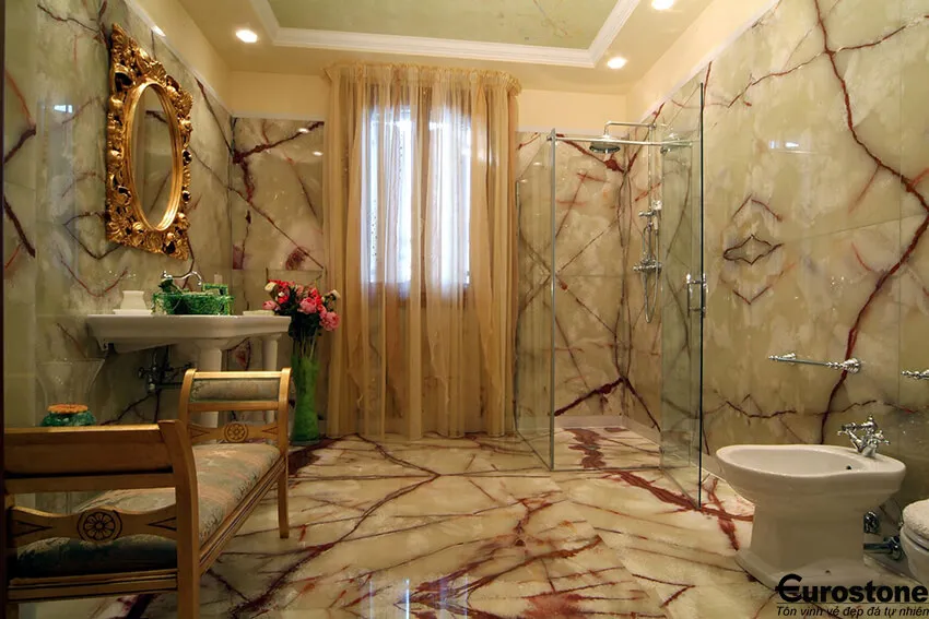 Tranh đá ngọc ứng dụng trong không gian nhà tắm