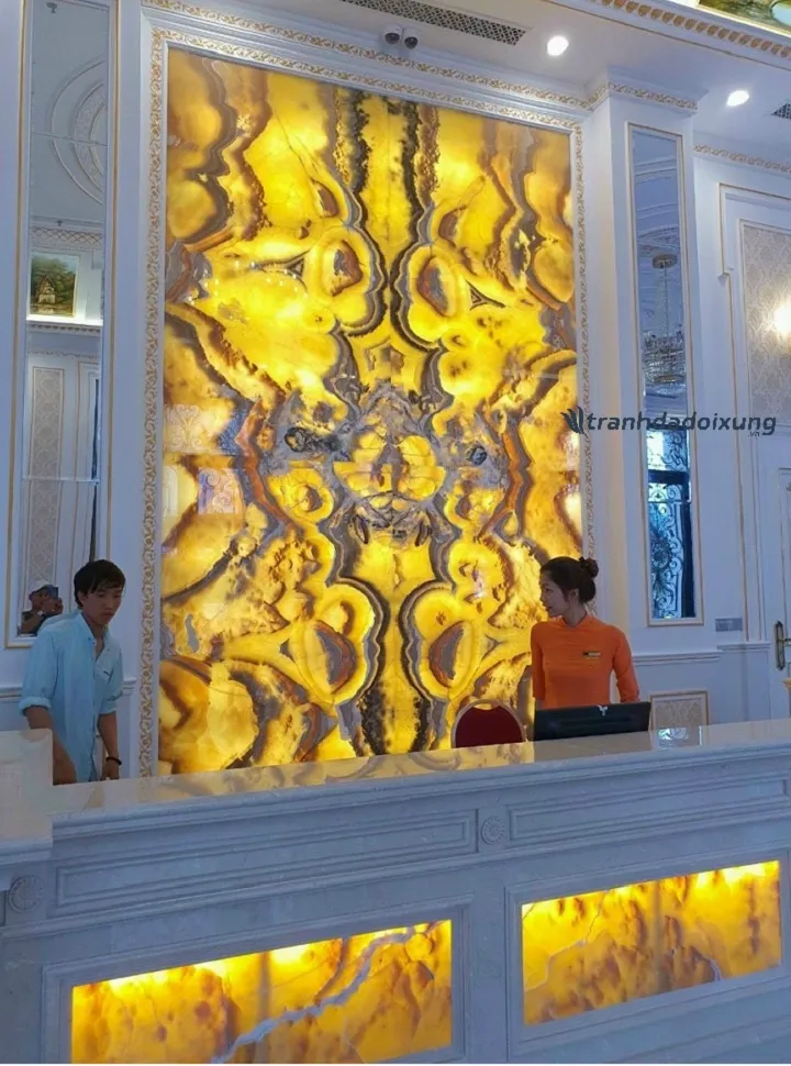 Tranh đá xuyên sáng onyx sở hữu màu sắc độc đáo