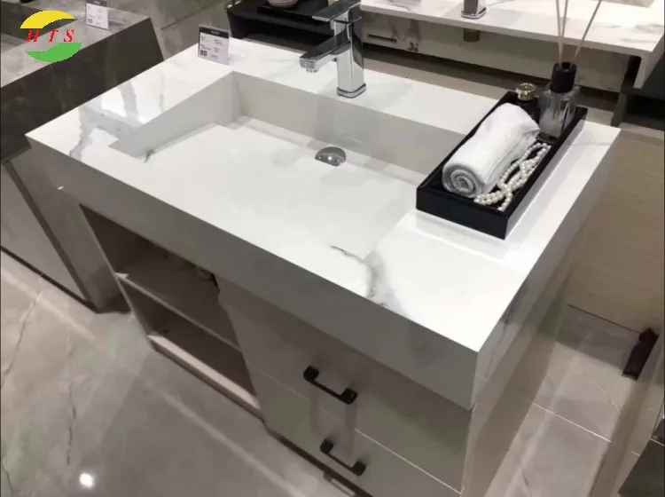 thạch anh trắng ốp bàn nhà tắm
