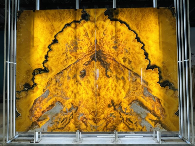 tranh đá xuyên sáng golden