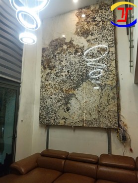 Thi Công Tranh Đá Thạch Anh Xuyên Sáng Cho Anh Giang Tại Sóc Sơn