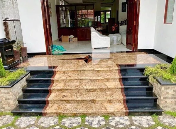 Đá Granite ốp tam cấp