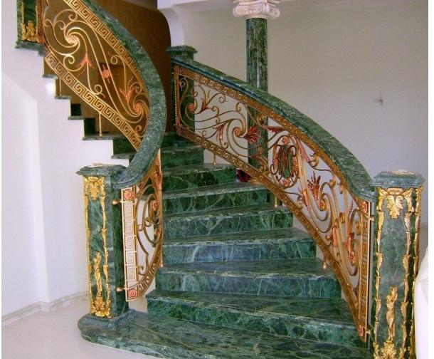 Đá Marble ốp cầu thang màu xanh