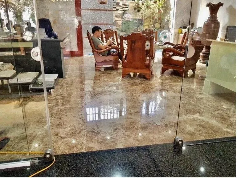 Đá granite ốp sàn nhà