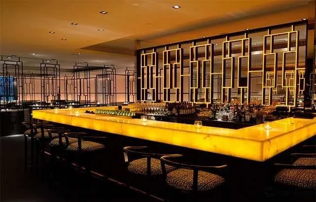 đá xuyên sáng onyx