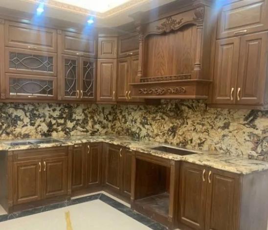 Đá Granite màu vàng ốp bếp