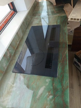 Đá Tự Nhiên Thạch Anh Ốp Mặt Bếp