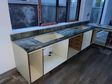 Thi Công Lắp Đặt Tranh Đá Phòng Bếp Tại Hà Nam.