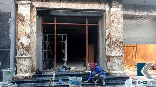 Tạo ra một không gian đẹp và bền vững với đá tự nhiên cho mặt tiền ngôi nhà của bạn