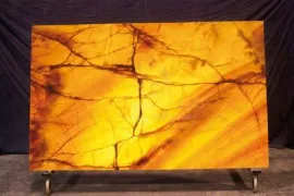Đá Xuyên Sáng Onyx Là Gì? Những Điều Quan Trọng Về Đá Xuyên Sáng Onyx