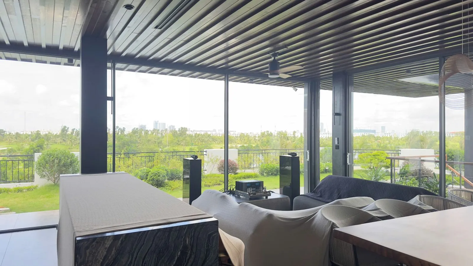 Hưng Thịnh Stone ghi dấu tại đảo Vũ Yên với đá ốp lát cao cấp