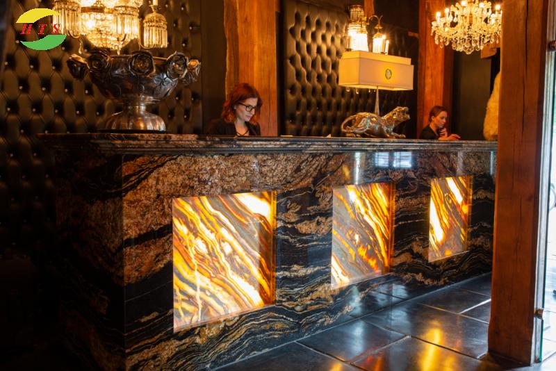 đá granite kết hợp onyx