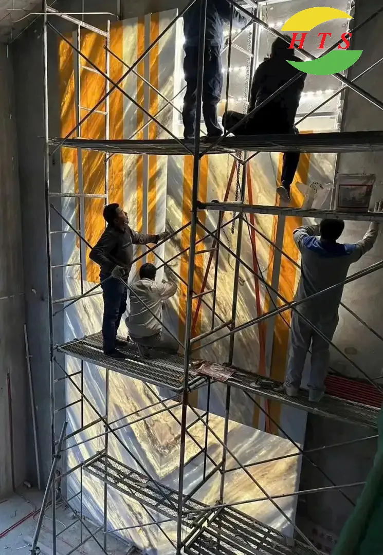 thi công và lắp đặt tranh đá