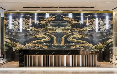 Tranh Đá Đối Xứng Granite Màu Đen Vân Vàng