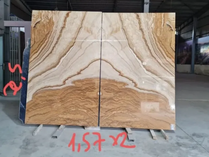 Tranh đá đối xứng tự nhiên