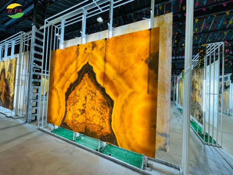 Tranh đá xuyên sáng Onyx & Thạch Anh – Hiệu ứng ánh sáng ấn tượng