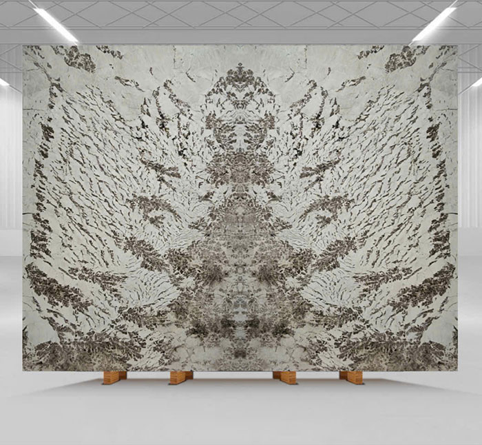 tranh đá chưa đèn