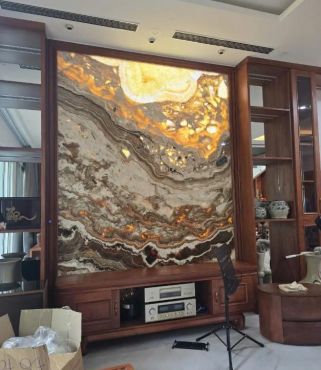 Lắp đặt tranh đá thạch anh xuyên sáng tại Hoa Lư Ninh Bình