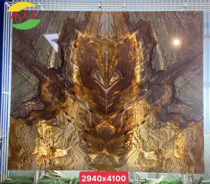 Tranh Đá Thạch Anh Xuyên Sáng Màu Nâu Đỏ HTS 300