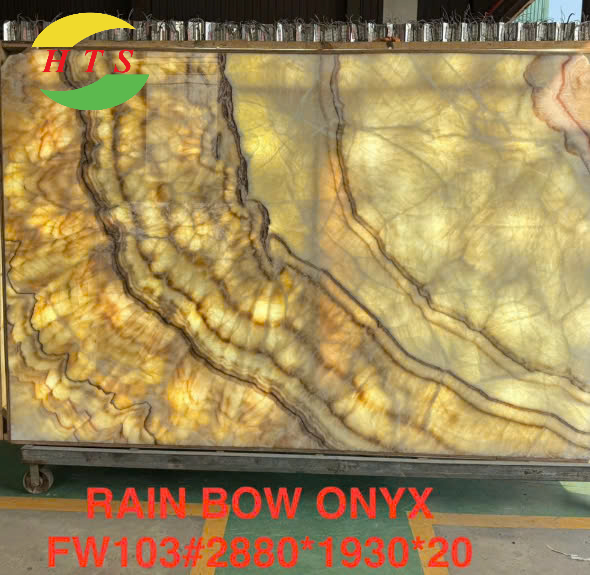 tranh đá onyx xuyên sáng màu vàng