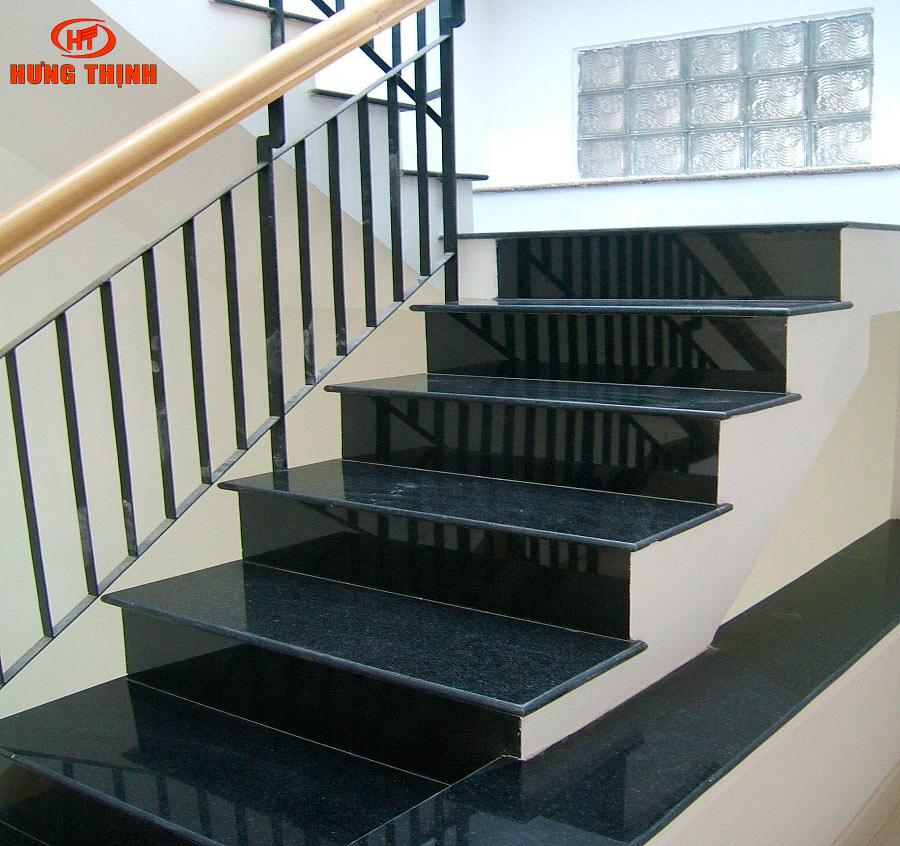 đá granite ốp cầu thang